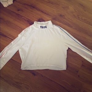 Form fitting white 1996 crop top long sleeve